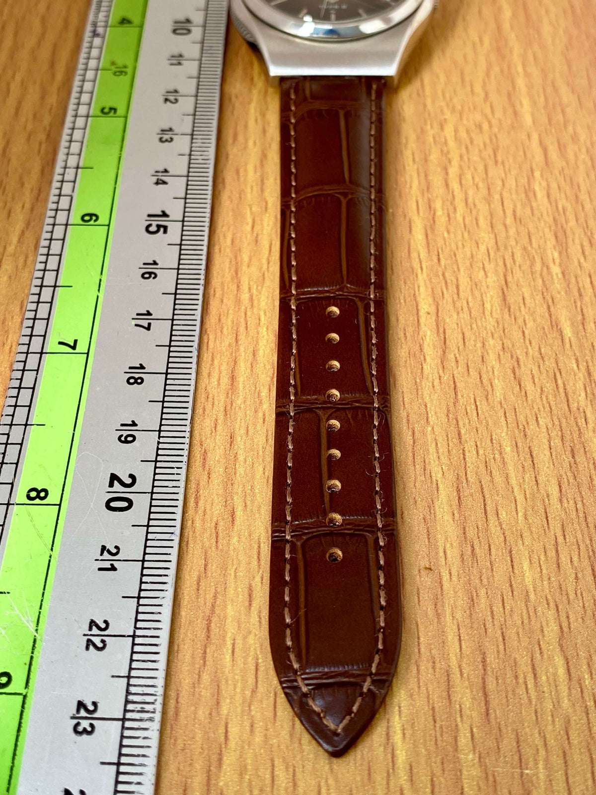 Vintage Seiko Quartz 4623-8010 Type II Chocolate Dial February 1976 UK VINTAGE WATCH LTD