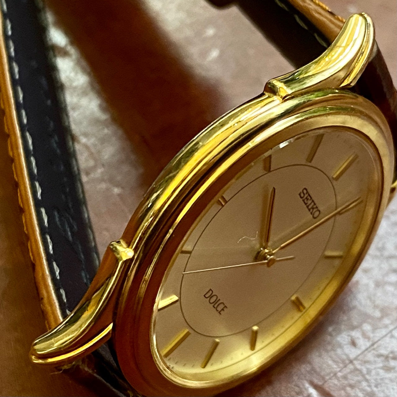 Vintage February 2000 Seiko Quartz Dolce 5E31-7A40 SGP 30 - Double Circle