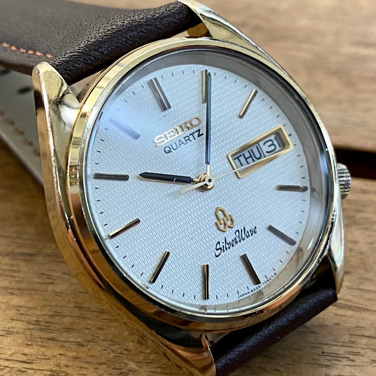 Vintage November 1981 Seiko Silverwave Quartz 8229-7050 - HGC Honeycomb Dial