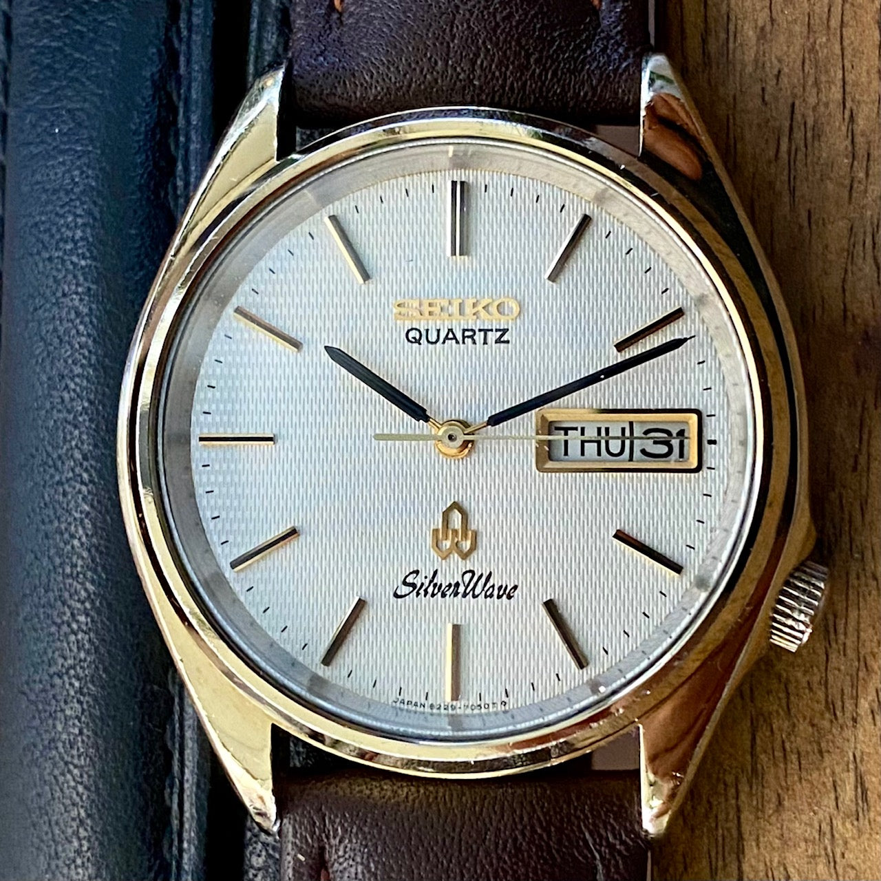 Vintage November 1981 Seiko Silverwave Quartz 8229-7050 - HGC Honeycomb Dial