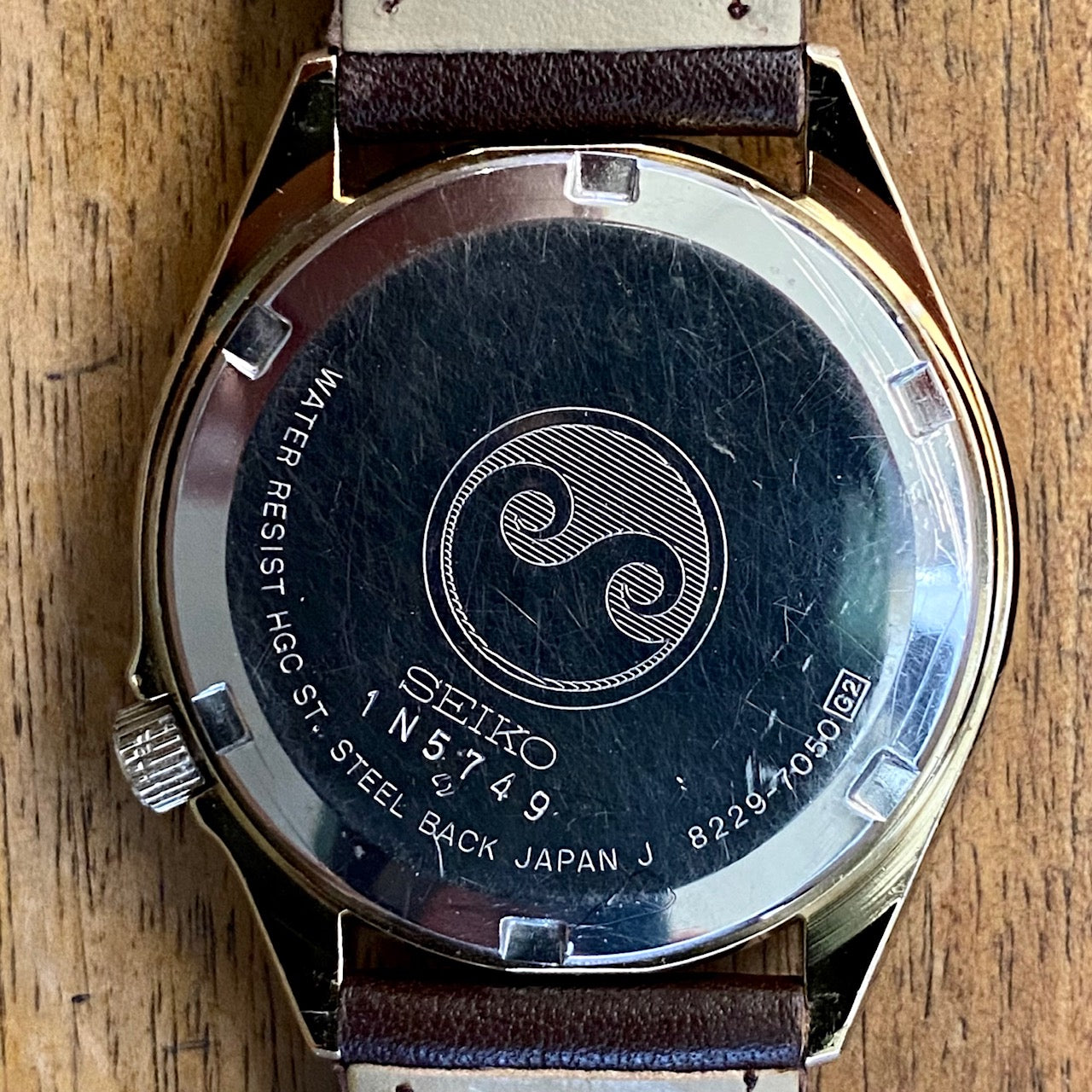 Vintage November 1981 Seiko Silverwave Quartz 8229-7050 - HGC Honeycomb Dial
