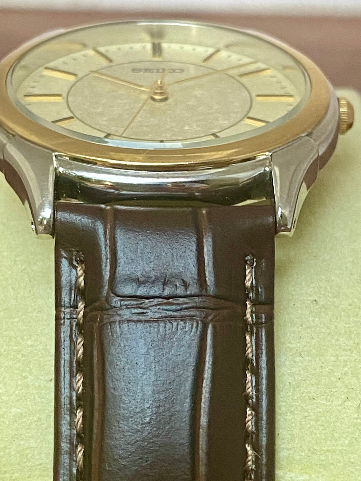 Vintage Seiko Dolce Quartz 7N01-7140 Double Circle September 1989 UK VINTAGE WATCH LTD