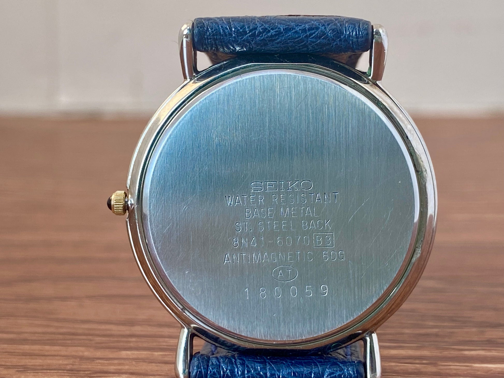 Vintage Seiko Dolce Quartz 8N41-6070 Double Circle, August 1991 UK VINTAGE WATCH LTD