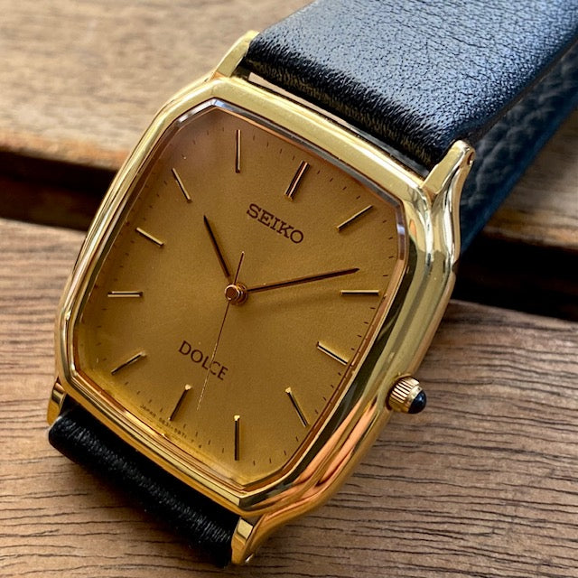Vintage November 1993 Seiko Dolce Quartz Tank 5E31-5B30 Gold Plate SGP30