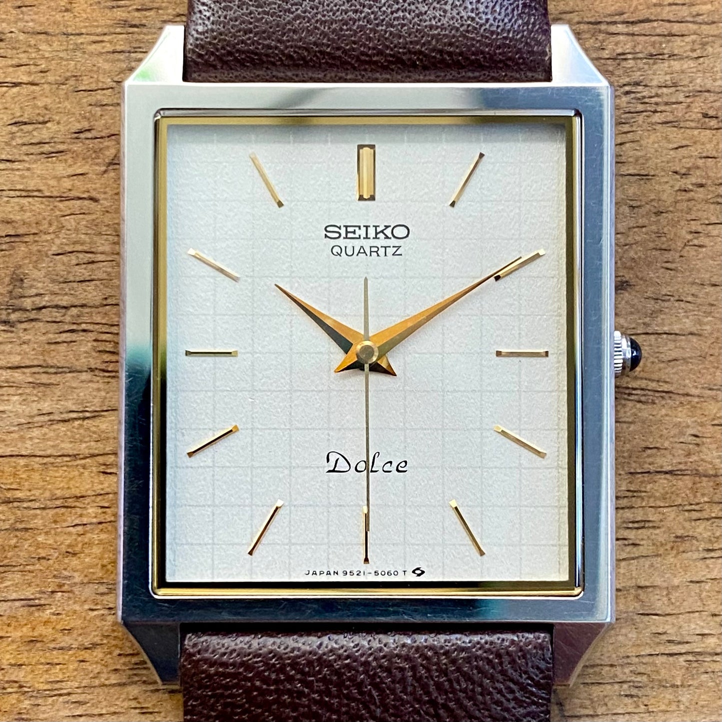 Vintage June 1985 SHA Seiko Dolce Tank Quartz 9521-5050 - Graph Dial