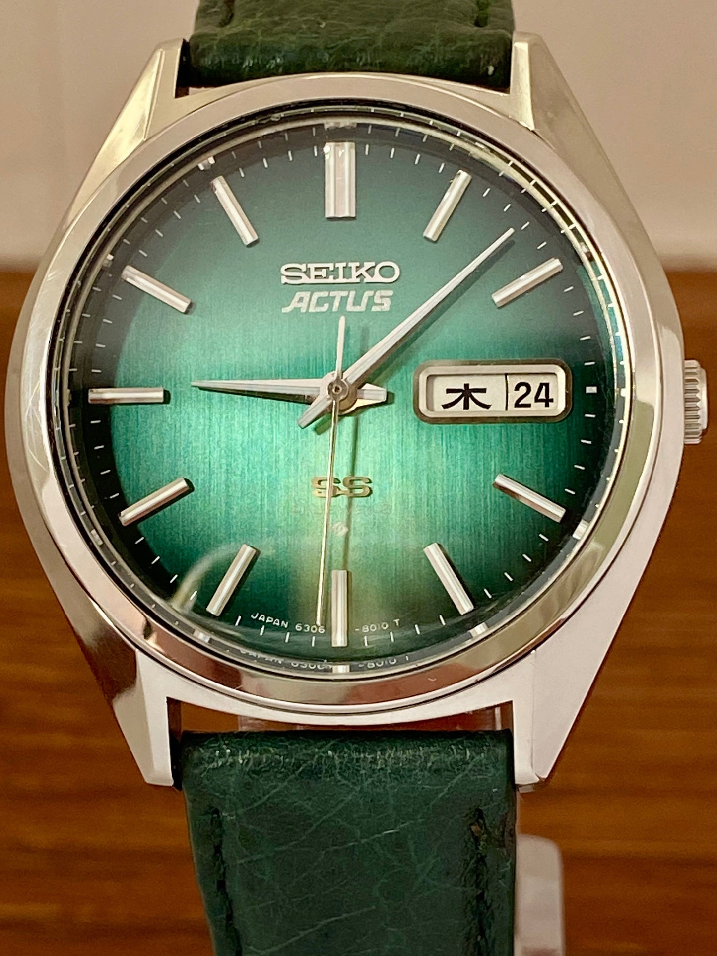 Vintage Seiko Actus SS 6306-8020 SERVICED Auto, Green, September 1976 UK VINTAGE WATCH LTD