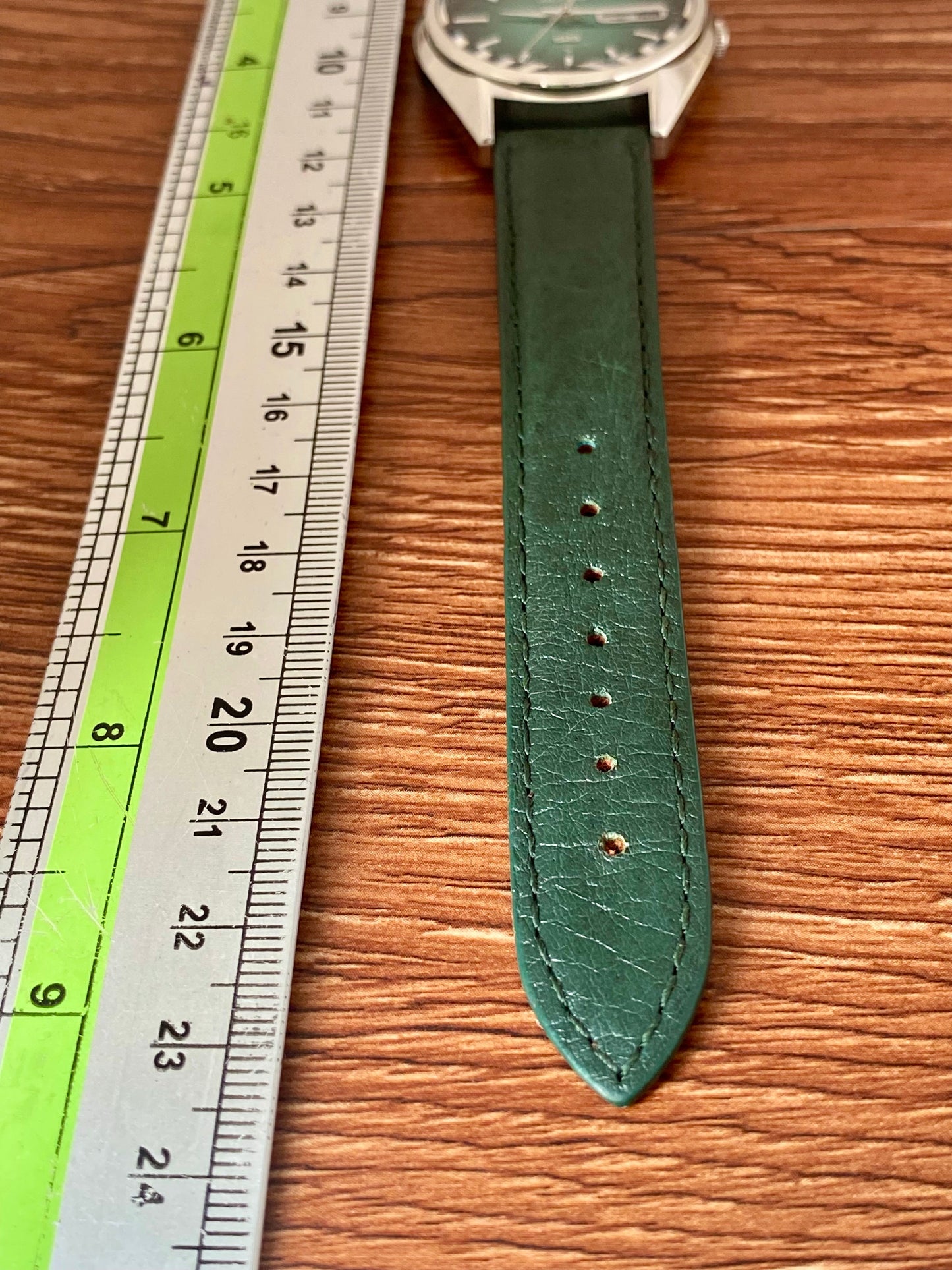 Vintage Seiko Actus SS 6306-8020 SERVICED Auto, Green, September 1976 UK VINTAGE WATCH LTD