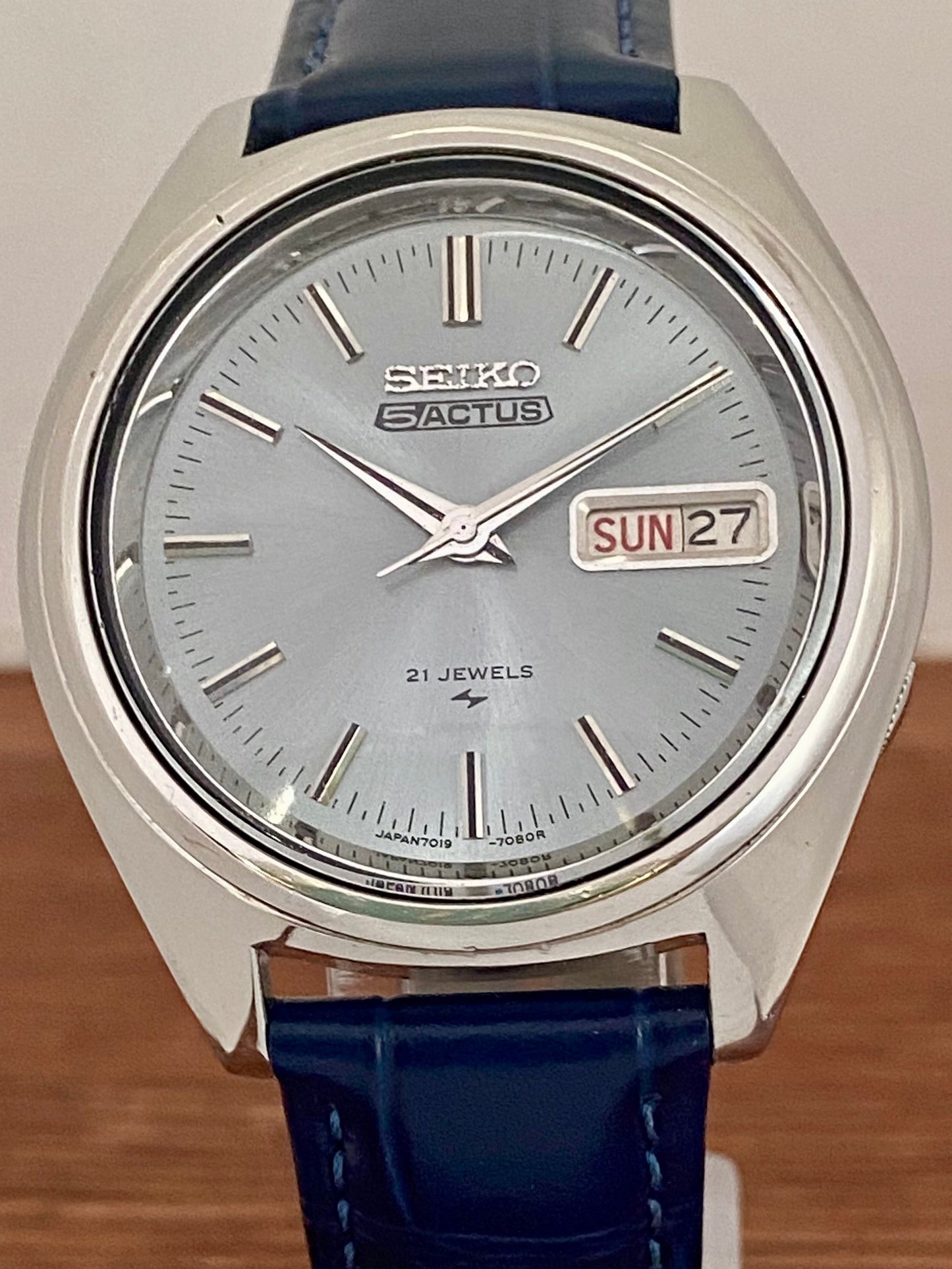 Vintage Seiko 5 Actus 7019-7060 SERVICED Auto, February 1972 UK VINTAGE WATCH LTD