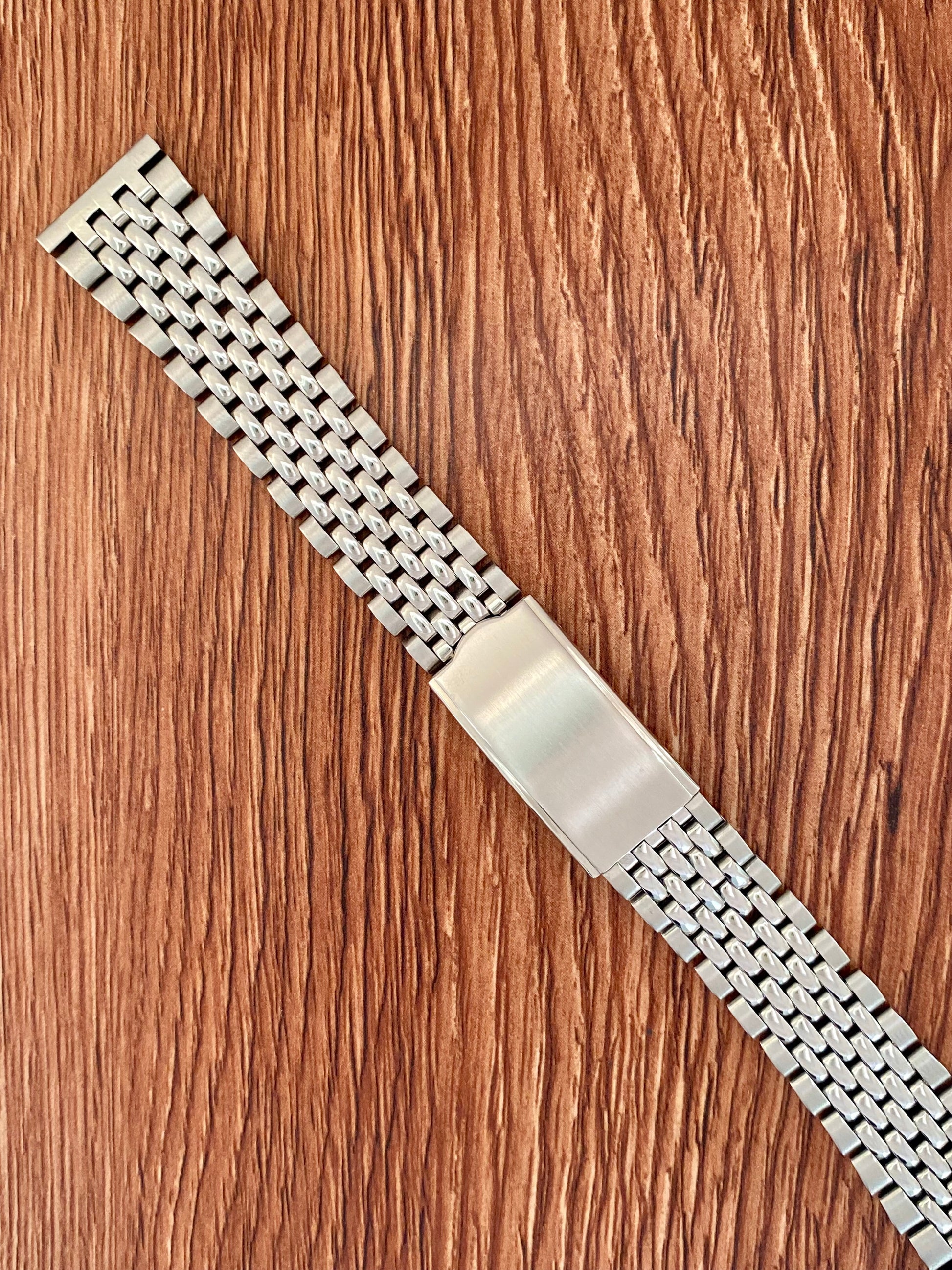 19mm Beads of Rice Watch Bracelet with Straight Ends UK VINTAGE WATCH LTD