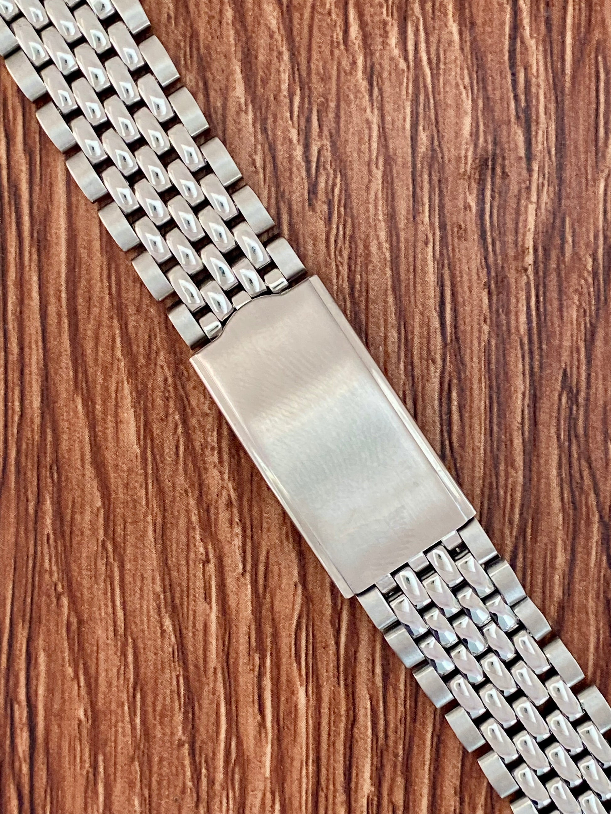19mm Beads of Rice Watch Bracelet with Straight Ends UK VINTAGE WATCH LTD