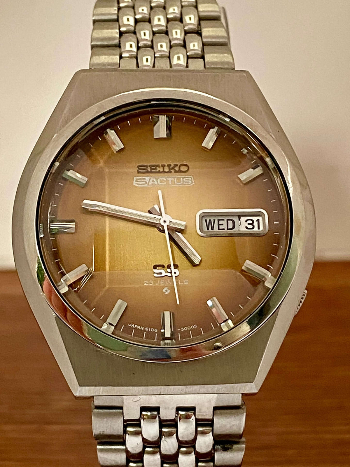 Vintage Seiko 5 Actus 6106-8760 SS SERVICED Amber Dial, August 1975