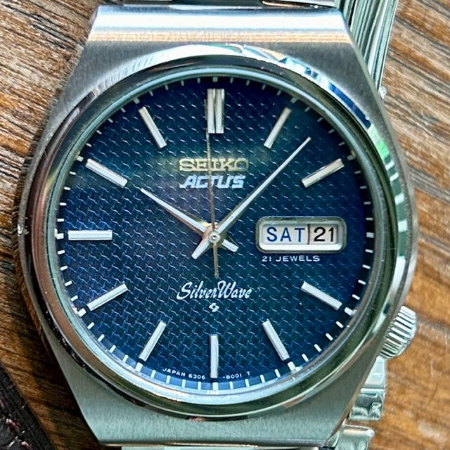 Vintage Seiko Actus Silver Wave 6306-8010 SERVICED, Blue Waffle February 1977 UK VINTAGE WATCH LTD