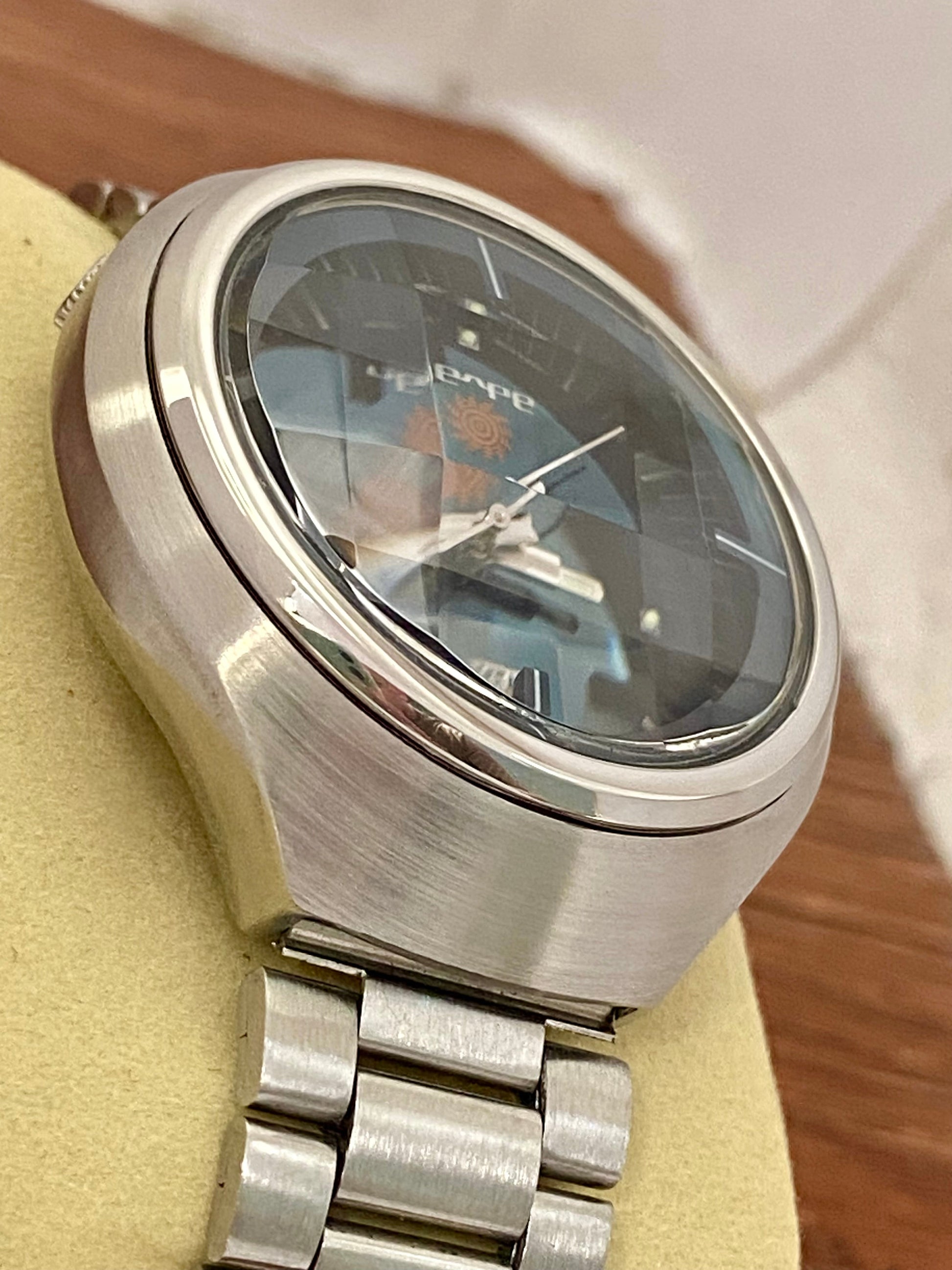 Rare Seiko Advan 6106-7680 Ocean Blue Dial, SERVICED Auto, May 1973 UK VINTAGE WATCH LTD