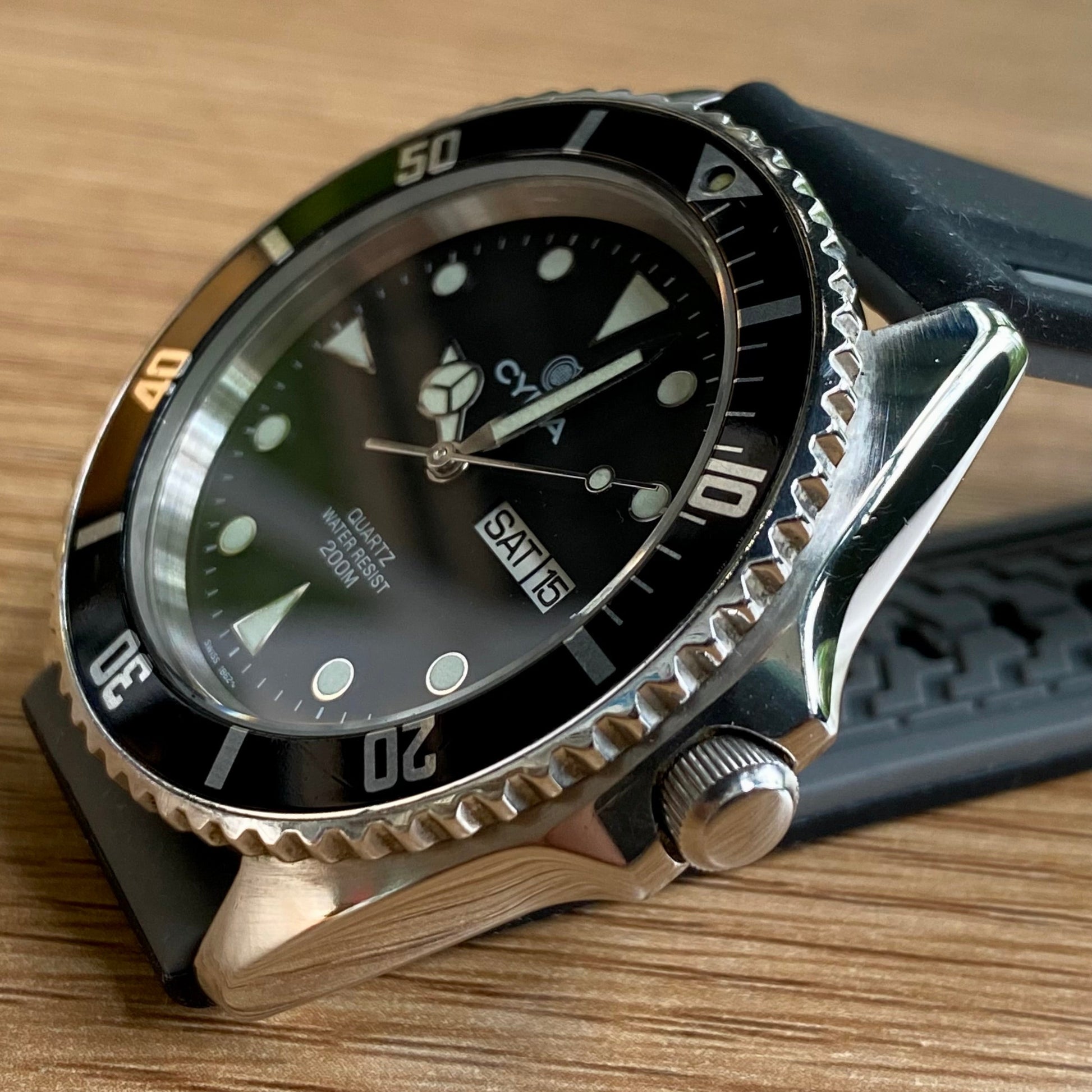 Vintage Cyma Quartz Dive Watch 43mm “Baby Submariner” Ref. 9111 ETA 955.422 UK VINTAGE WATCH LTD