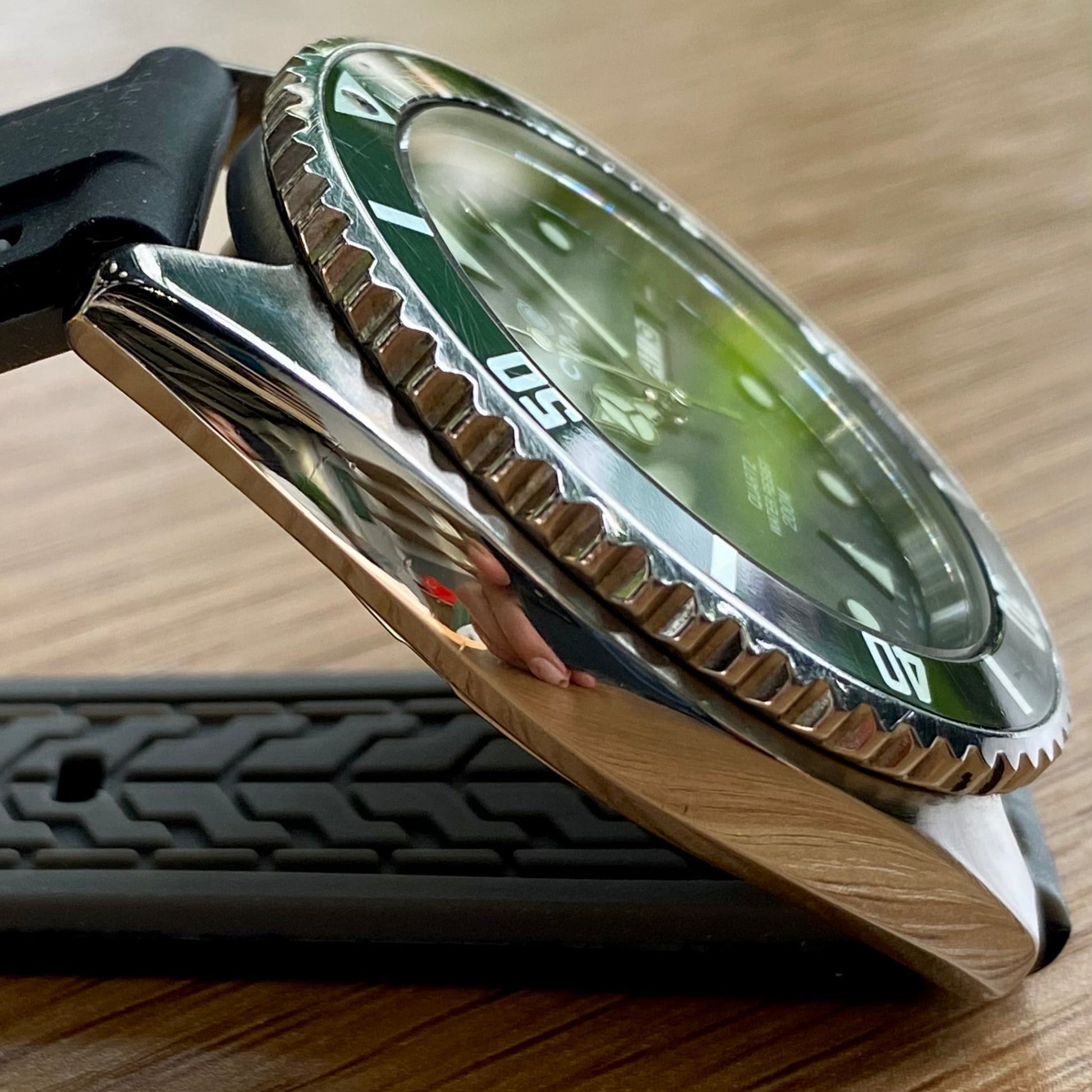 Vintage Cyma Quartz Dive Watch 43mm “Baby Submariner” Ref. 9111 ETA 955.422 UK VINTAGE WATCH LTD