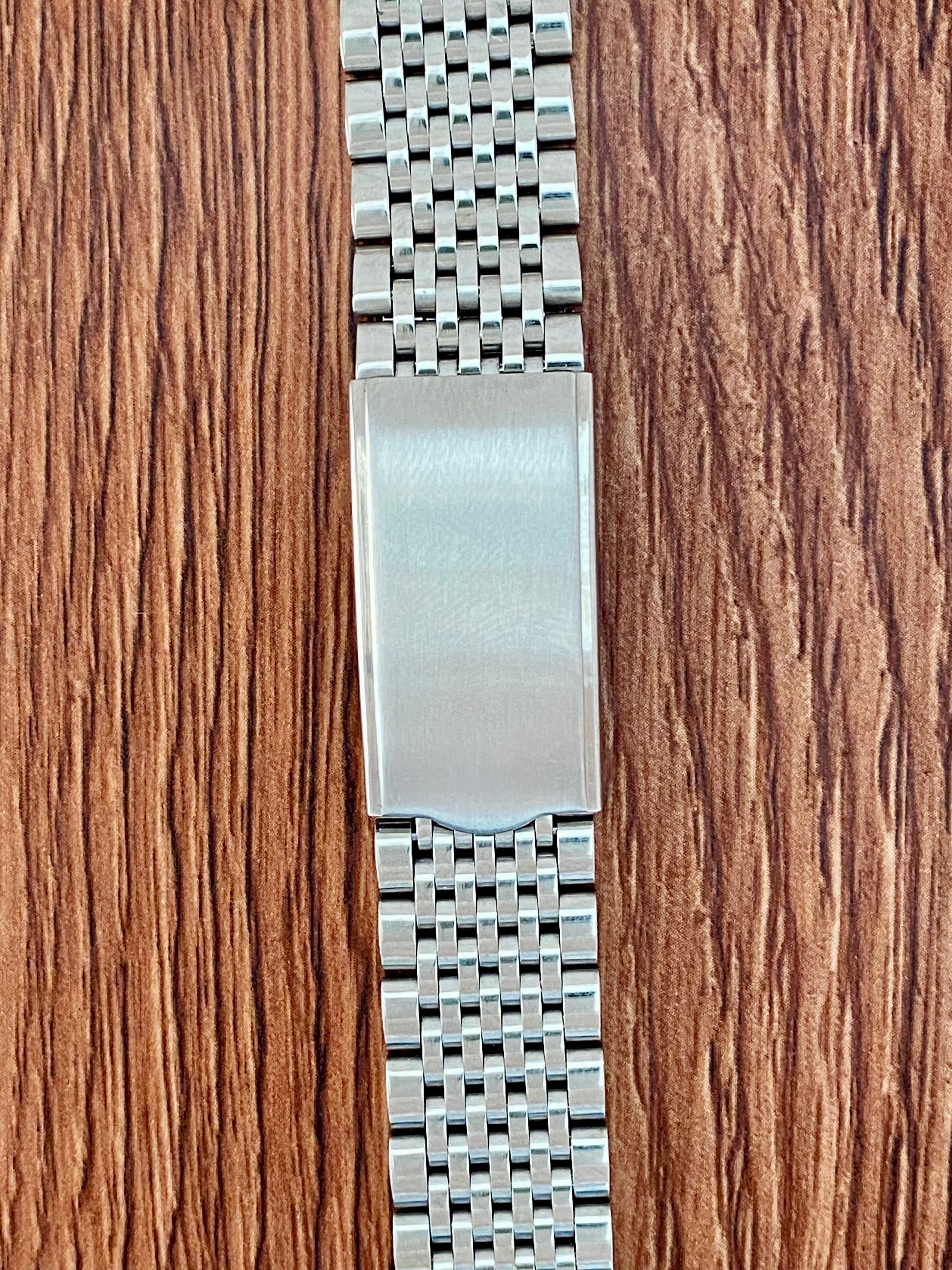 18mm Stainless Steel Solid Beads Of Rice Watch Bracelet, Short Curved-End UK VINTAGE WATCH LTD