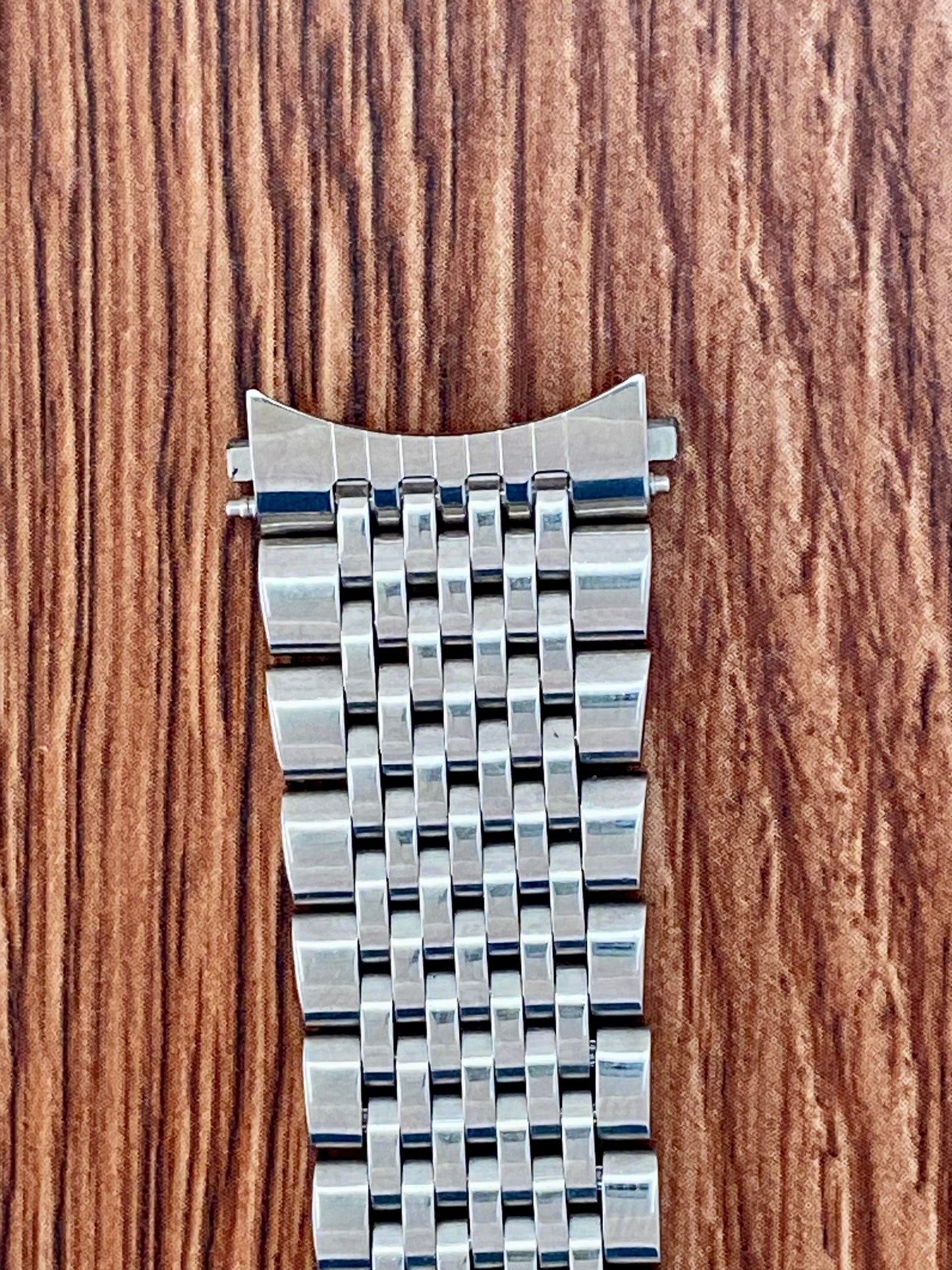 18mm Stainless Steel Solid Beads Of Rice Watch Bracelet, Short Curved-End UK VINTAGE WATCH LTD