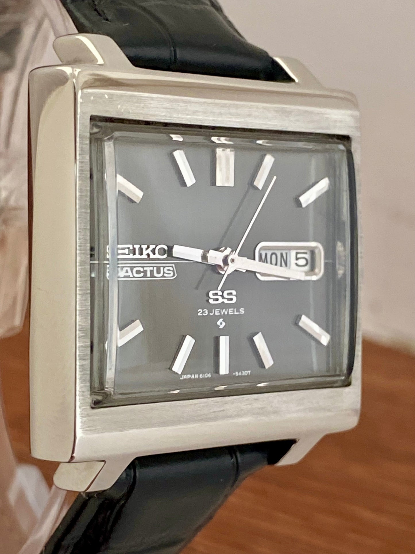 Seiko 5 Actus SS 6106-5440 TV Screen, SERVICED Auto, October 1970 UK VINTAGE WATCH LTD