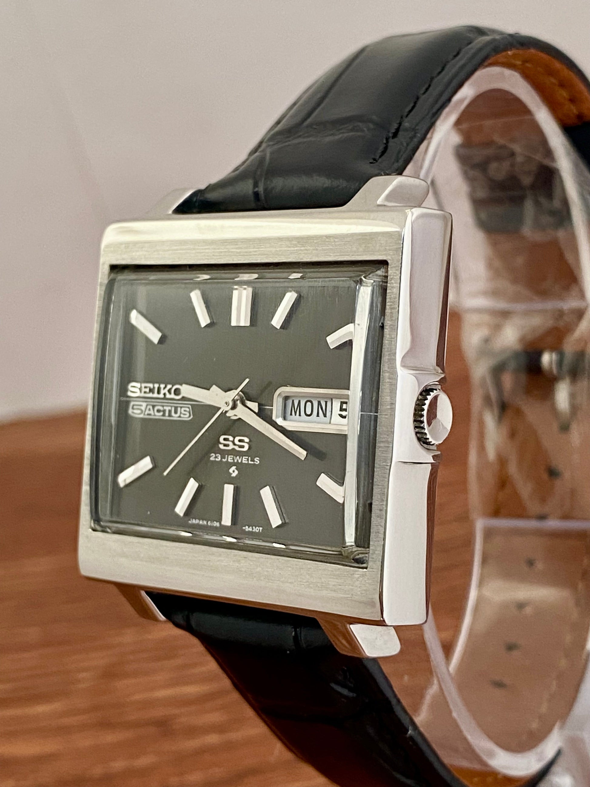 Seiko 5 Actus SS 6106-5440 TV Screen, SERVICED Auto, October 1970 UK VINTAGE WATCH LTD