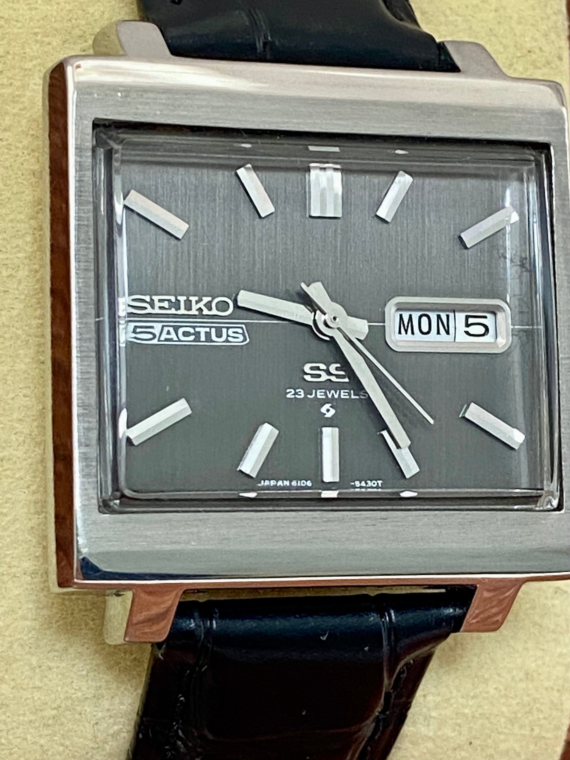 Seiko 5 Actus SS 6106-5440 TV Screen, SERVICED Auto, October 1970 UK VINTAGE WATCH LTD