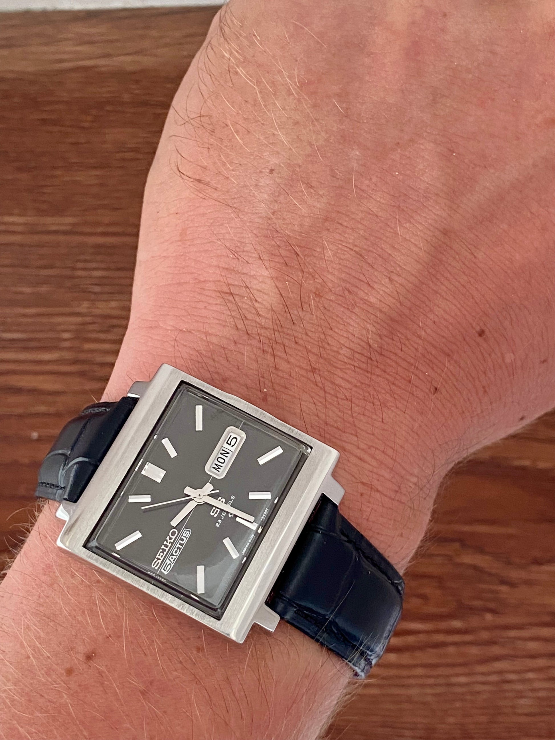 Seiko 5 Actus SS 6106-5440 TV Screen, SERVICED Auto, October 1970 UK VINTAGE WATCH LTD