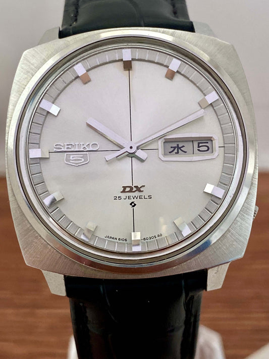 Seiko 5 DX 6106-6030 Cushion Case, SERVICED Auto, July 1968 Japanese Day UK VINTAGE WATCH LTD