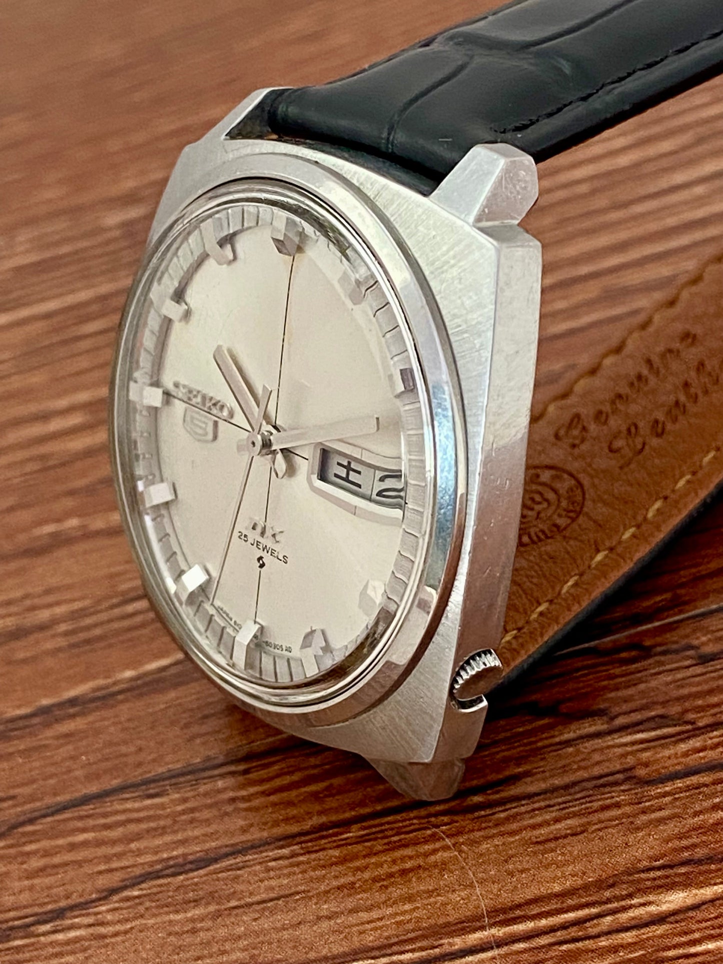 Seiko 5 DX 6106-6030 Cushion Case, SERVICED Auto, July 1968 Japanese Day UK VINTAGE WATCH LTD