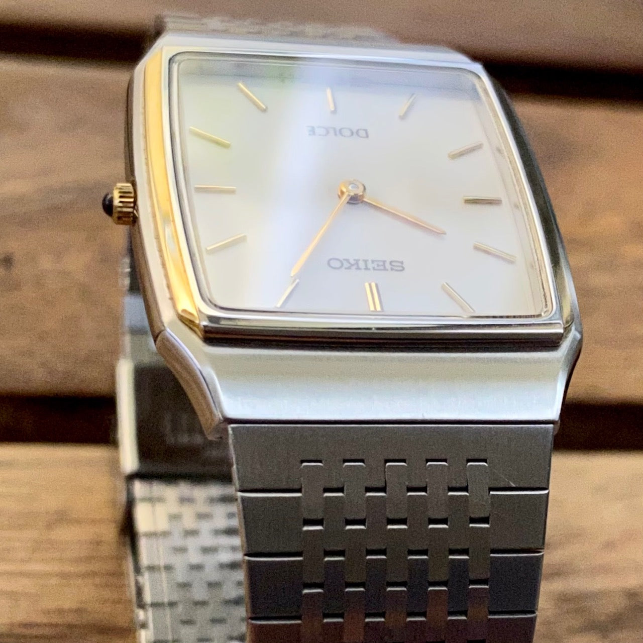 Vintage Seiko Dolce Quartz  8N40-5080 Tapestry Dial, December 1992 UK VINTAGE WATCH LTD