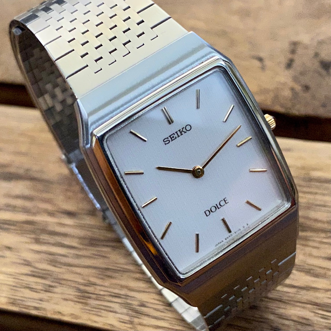 Vintage Seiko Dolce Quartz  8N40-5080 Tapestry Dial, December 1992 UK VINTAGE WATCH LTD