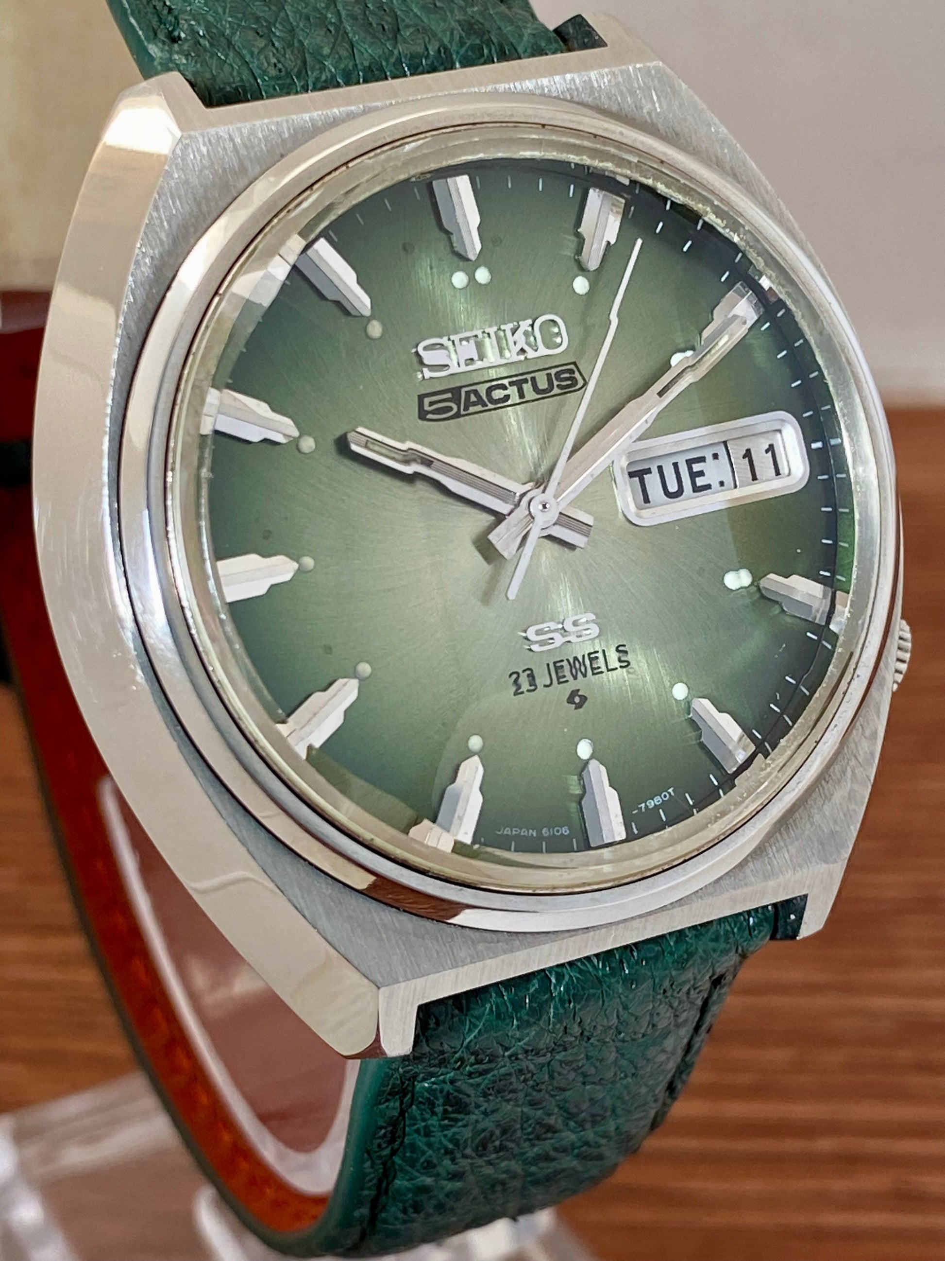 Seiko 5 Actus SS 6106-7700 Green SERVICED Auto, February 1974 UK VINTAGE WATCH LTD