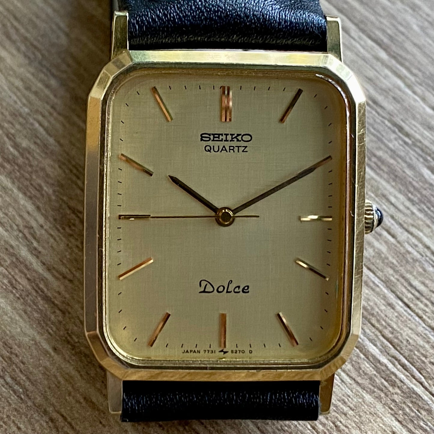 Vintage January 1997 Seiko Quartz Dolce 7731-5240 Tank - Champagne Linen Dial
