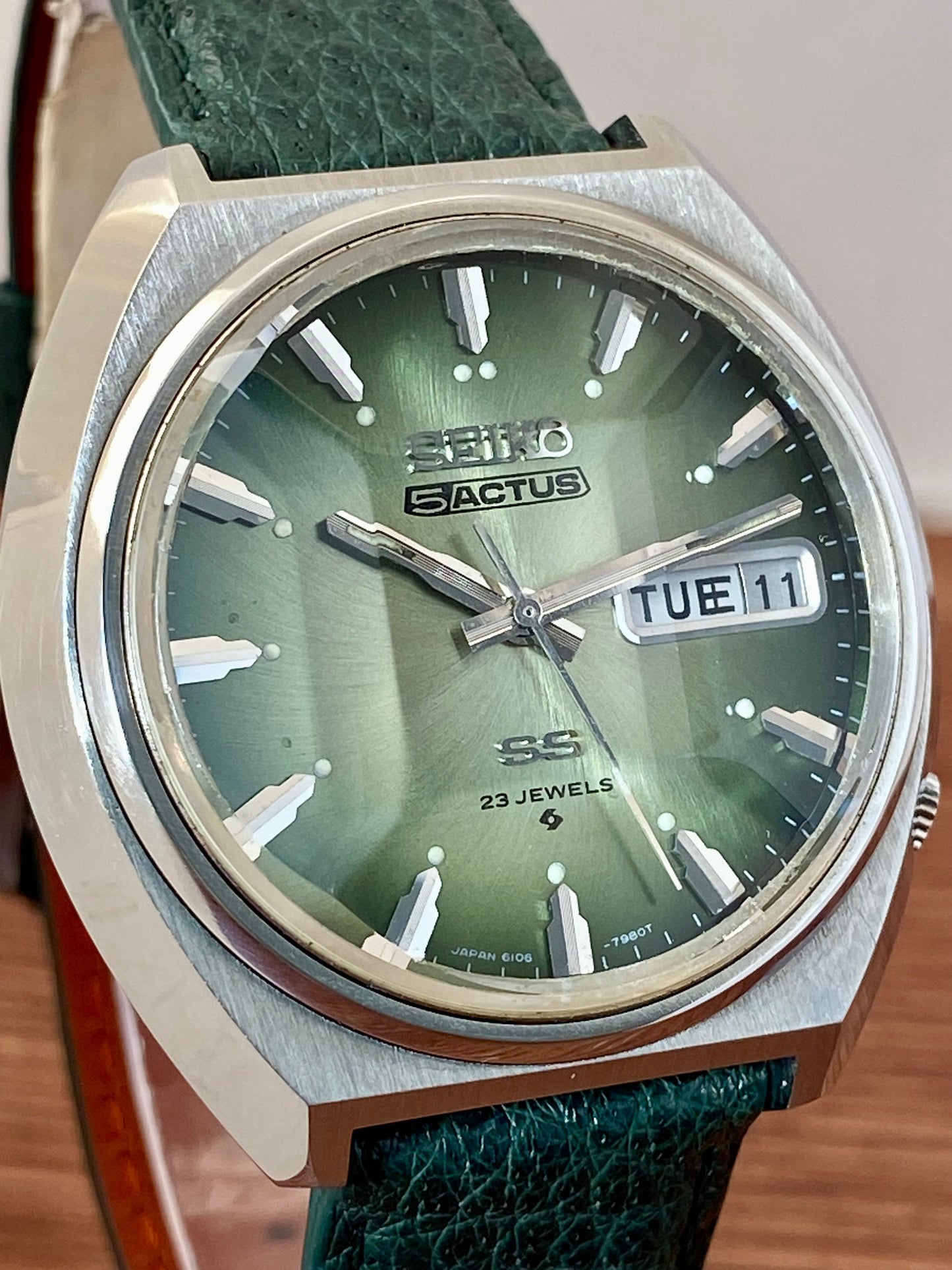 Seiko 5 Actus SS 6106-7700 Green SERVICED Auto, February 1974 UK VINTAGE WATCH LTD