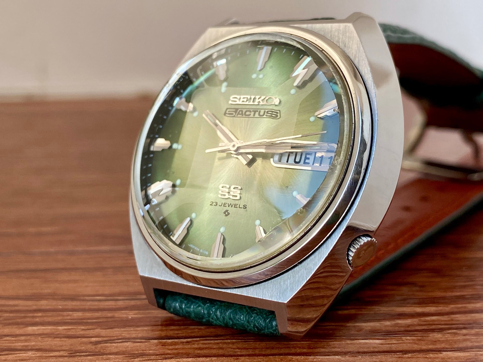 Seiko 5 Actus SS 6106-7700 Green SERVICED Auto, February 1974 UK VINTAGE WATCH LTD