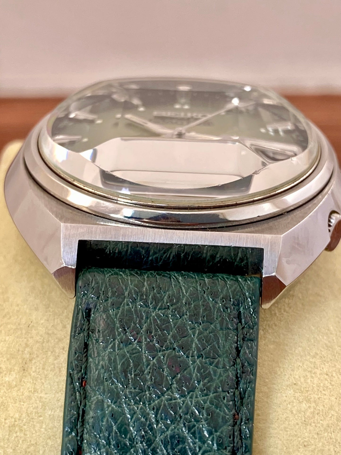 Seiko 5 Actus SS 6106-7700 Green SERVICED Auto, February 1974 UK VINTAGE WATCH LTD