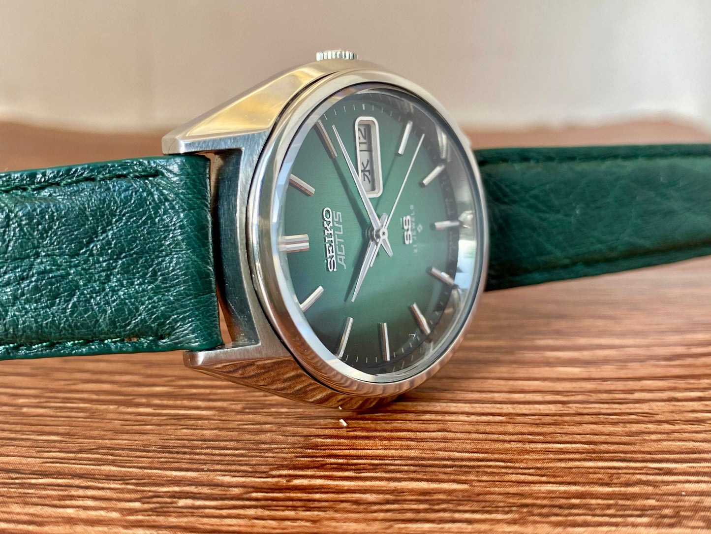 Vintage Seiko Actus SS 6306-8020 SERVICED Auto, Green, October 1976 UK VINTAGE WATCH LTD