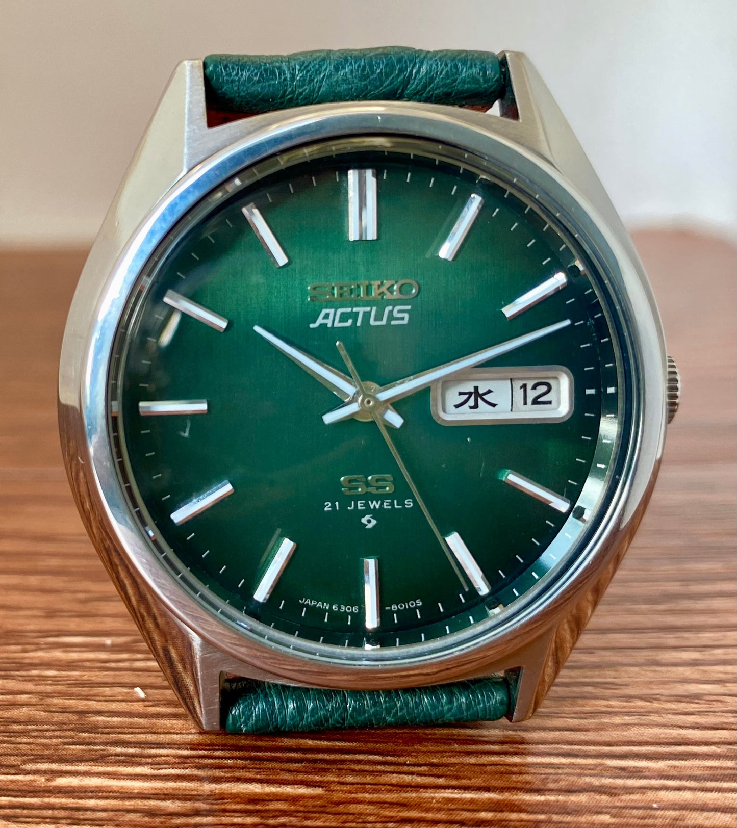 Vintage Seiko Actus SS 6306-8020 SERVICED Auto, Green, October 1976 UK VINTAGE WATCH LTD