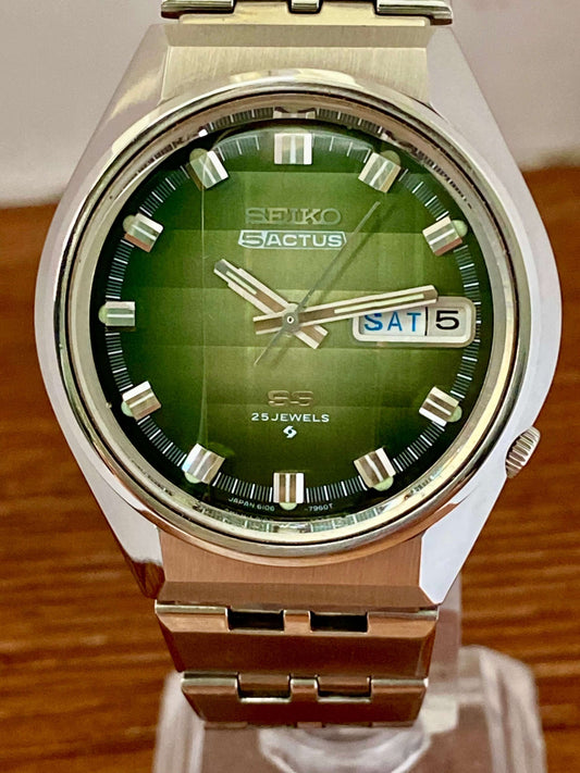 Vintage Seiko 5 Actus 6106-7690 SS SERVICED, Green Dial, September 1973 UK VINTAGE WATCH LTD