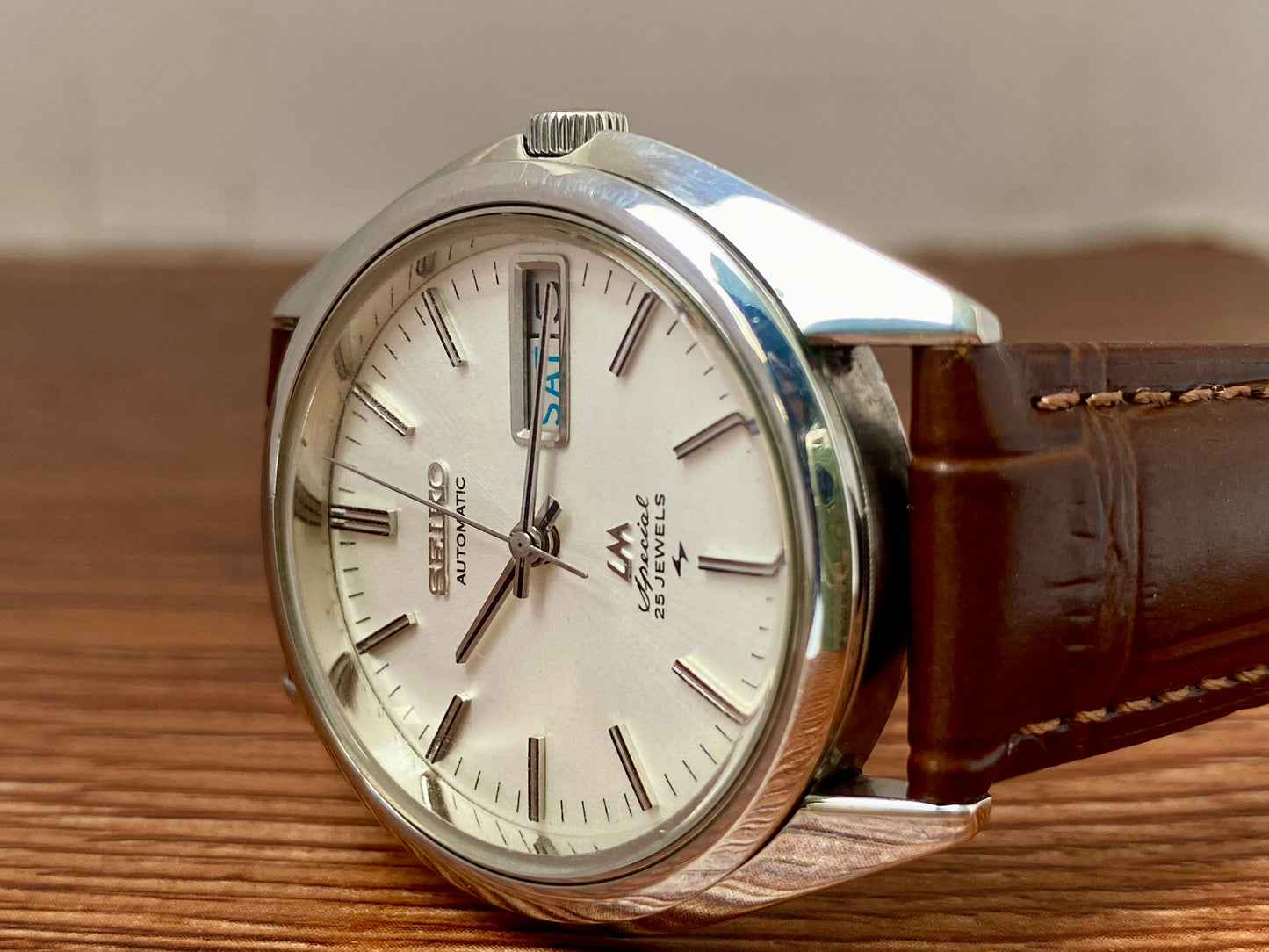 Vintage Seiko Lord Matic Special 5206-6130 Serviced Automatic, October 1972 UK VINTAGE WATCH LTD