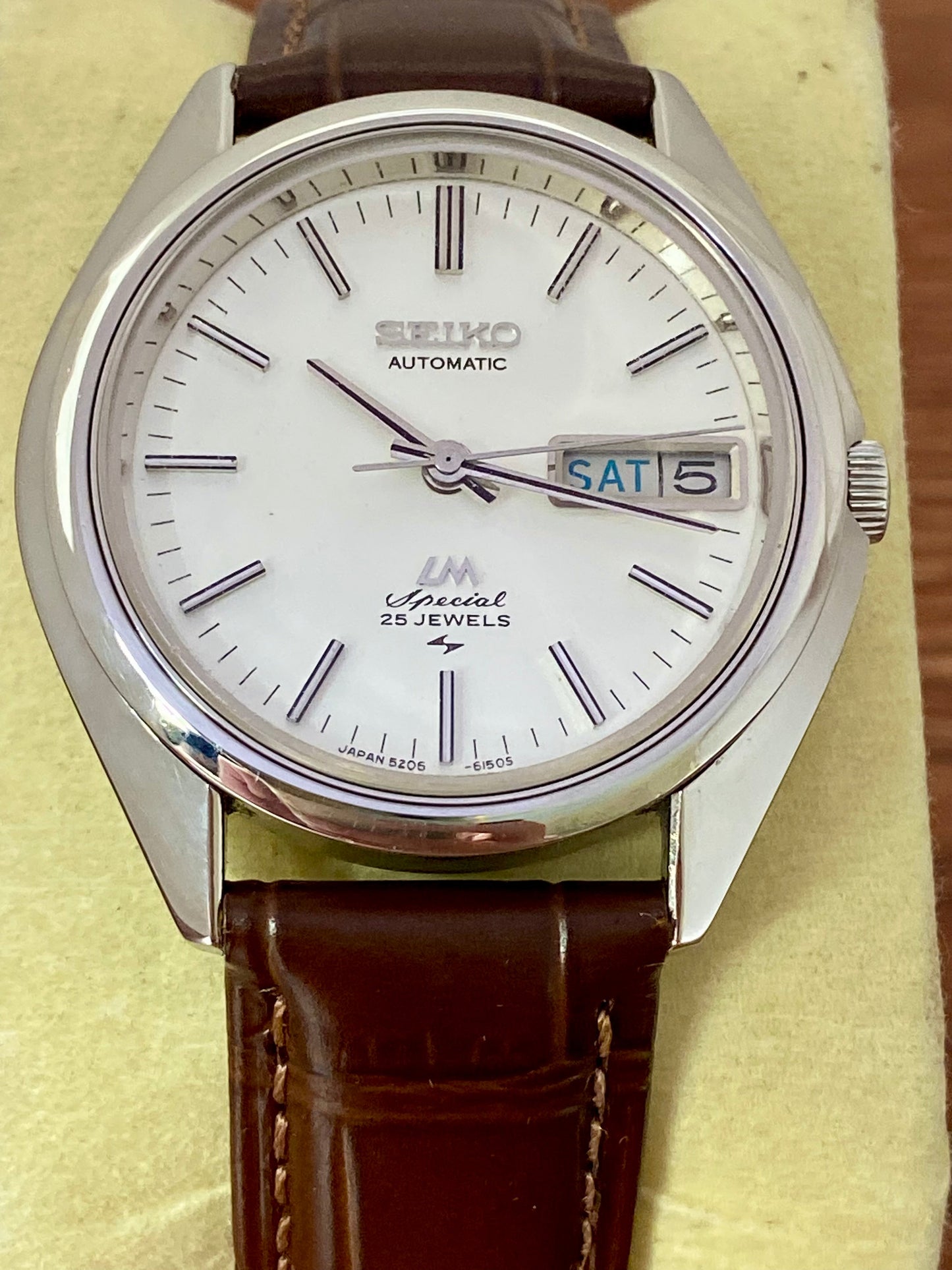 Vintage Seiko Lord Matic Special 5206-6130 Serviced Automatic, October 1972 UK VINTAGE WATCH LTD