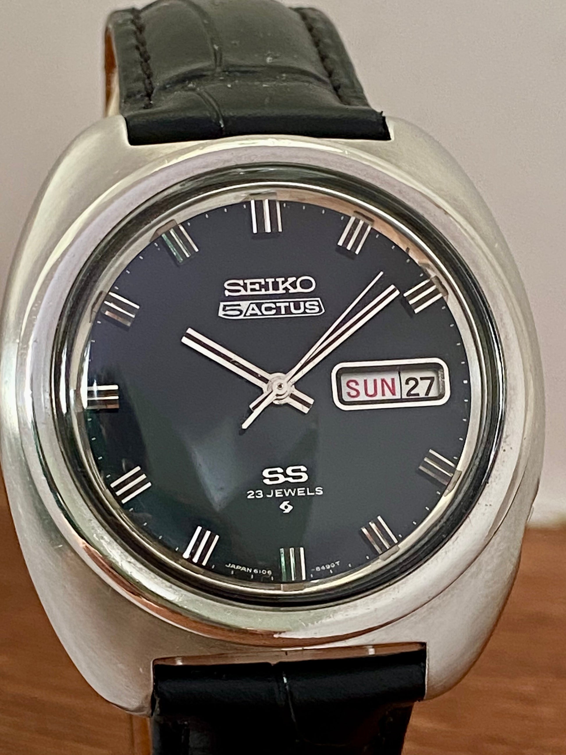 Vintage Seiko 5 Actus SS 6106-8450 Black SERVICED Automatic December 1969 UK VINTAGE WATCH LTD
