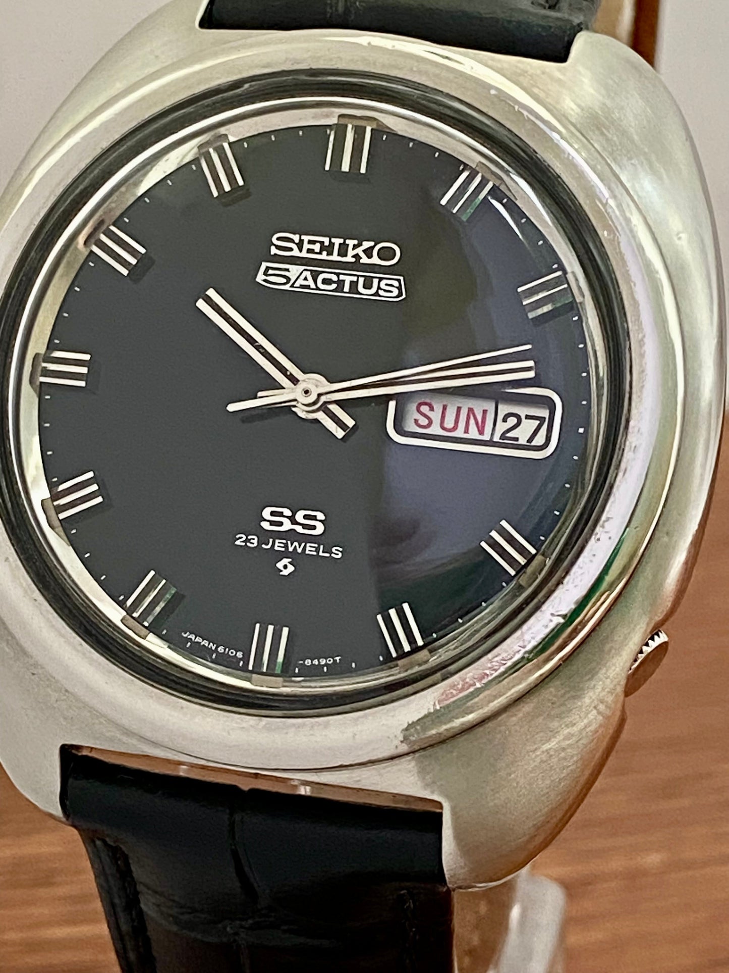 Vintage Seiko 5 Actus SS 6106-8450 Black SERVICED Automatic December 1969 UK VINTAGE WATCH LTD