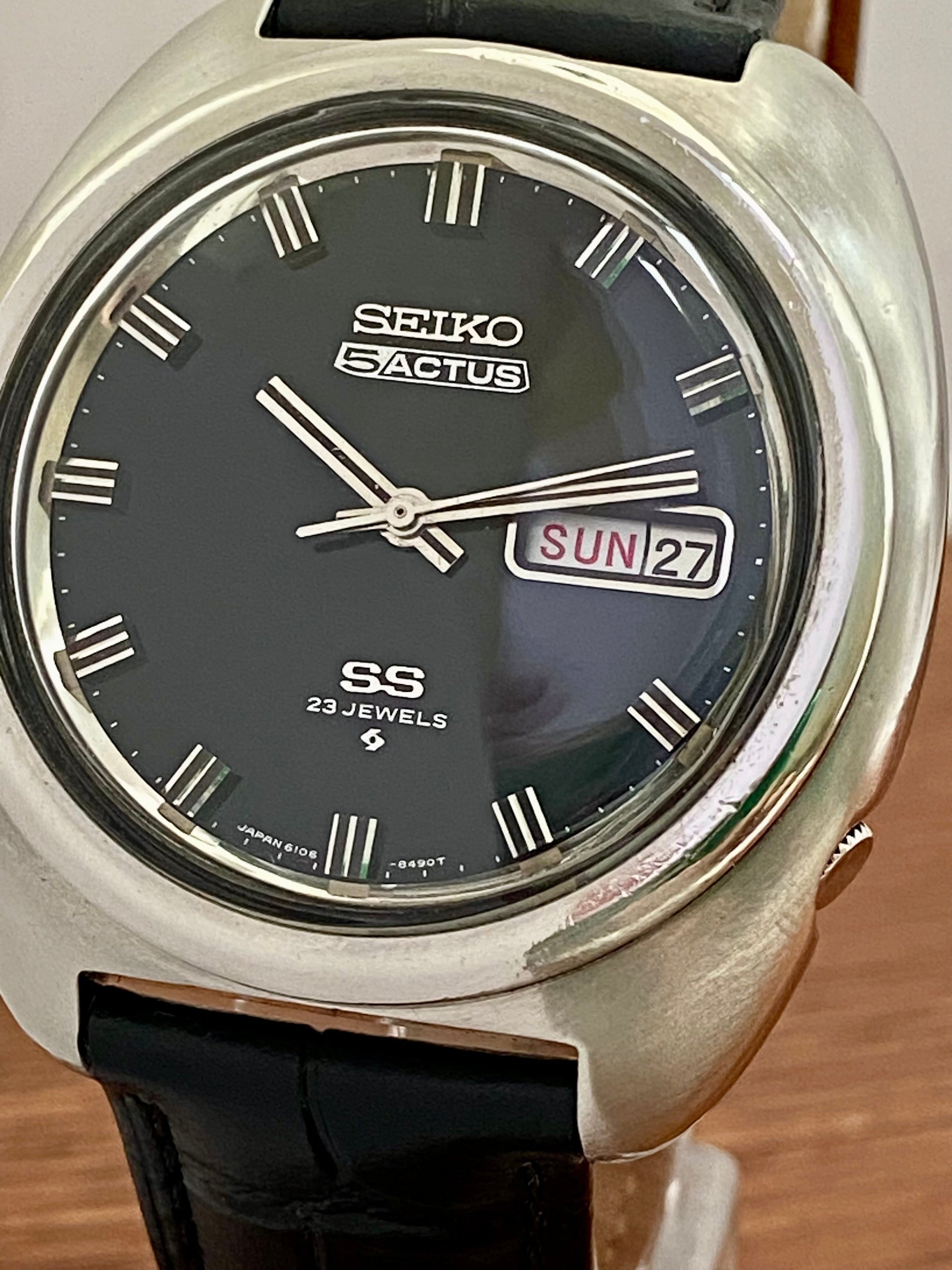 Vintage Seiko 5 Actus SS 6106-8450 Black SERVICED Automatic December 1969 UK VINTAGE WATCH LTD