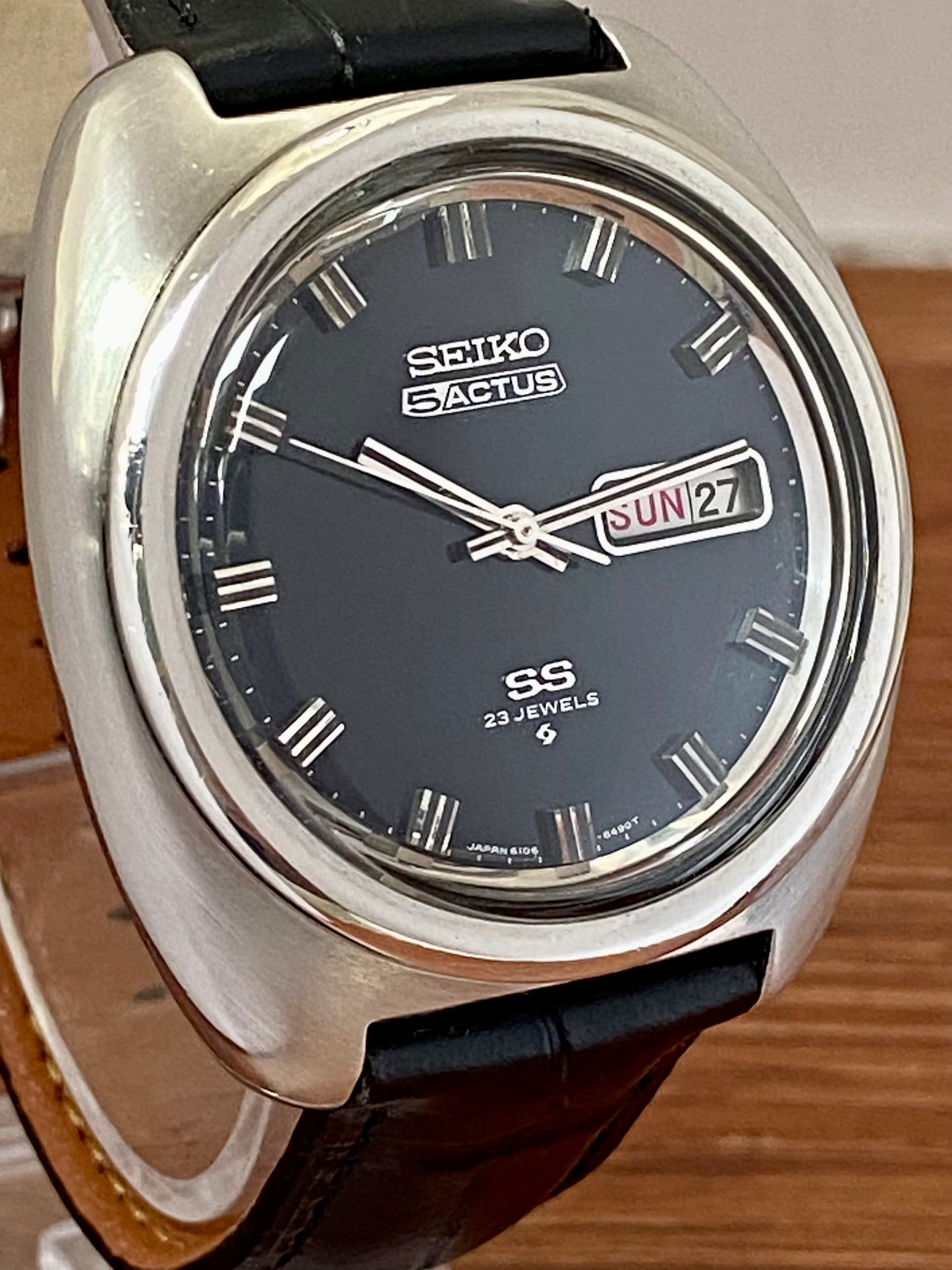 Vintage Seiko 5 Actus SS 6106-8450 Black SERVICED Automatic December 1969 UK VINTAGE WATCH LTD