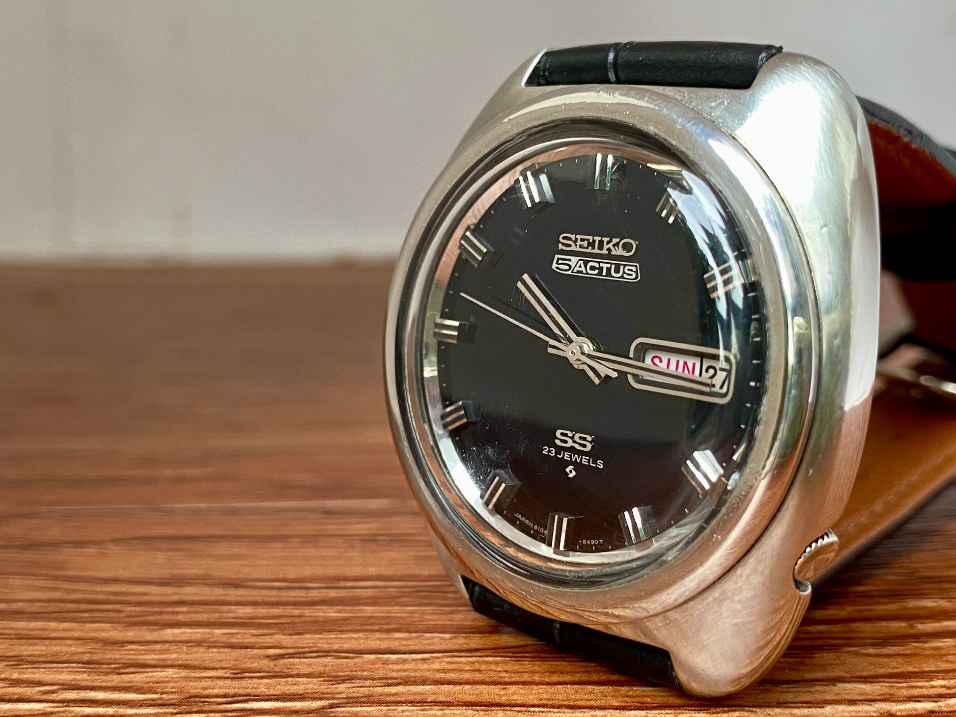 Vintage Seiko 5 Actus SS 6106-8450 Black SERVICED Automatic December 1969 UK VINTAGE WATCH LTD