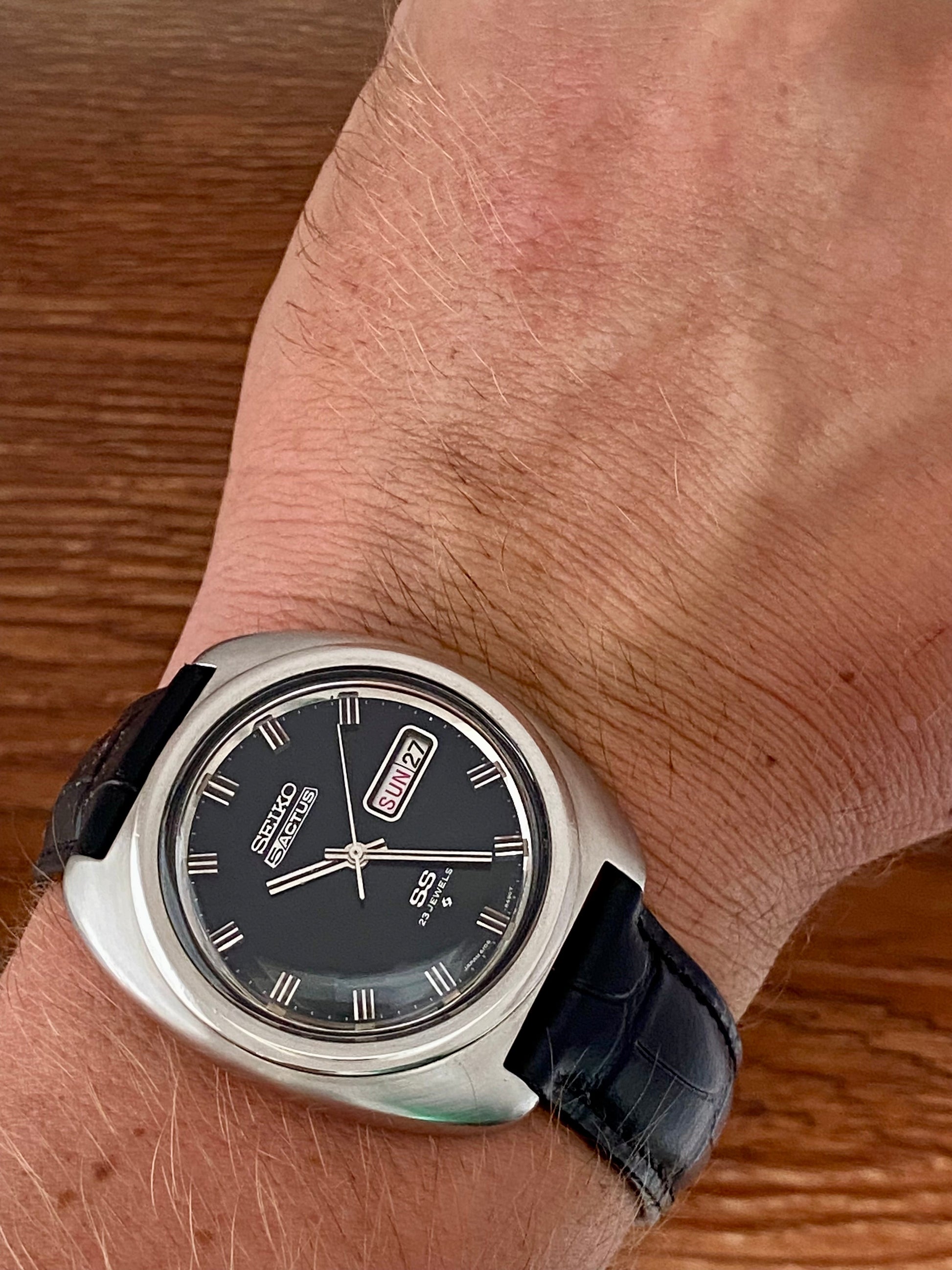 Vintage Seiko 5 Actus SS 6106-8450 Black SERVICED Automatic December 1969 UK VINTAGE WATCH LTD