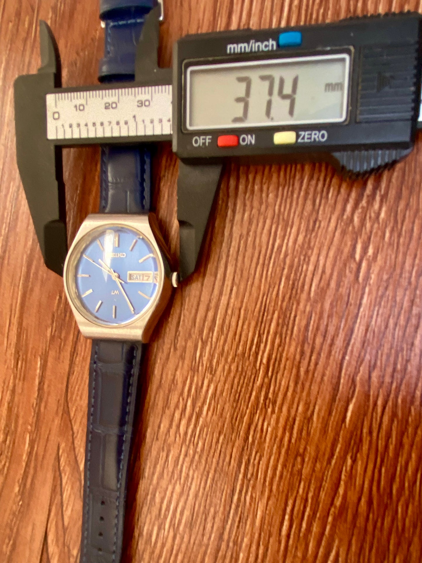 Vintage Seiko Lord Matic 5606-8100 Serviced Blue Tosca, October 1975