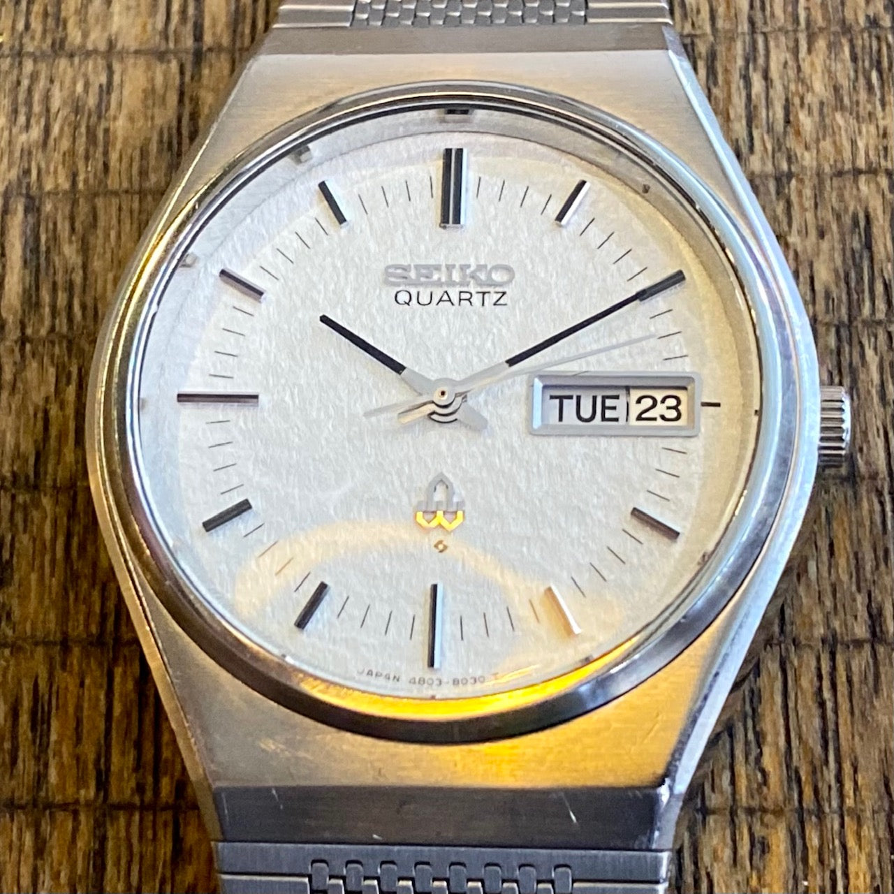 Vintage Seiko Quartz Snowflake Day/Date 4803-8010 June 1976 UK VINTAGE WATCH LTD