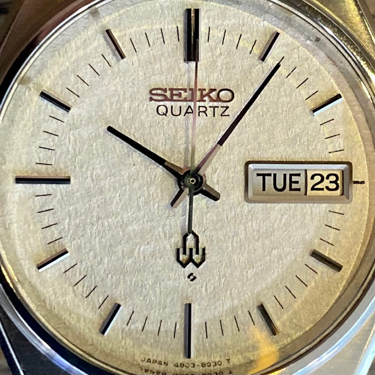Vintage Seiko Quartz Snowflake Day/Date 4803-8010 June 1976 UK VINTAGE WATCH LTD