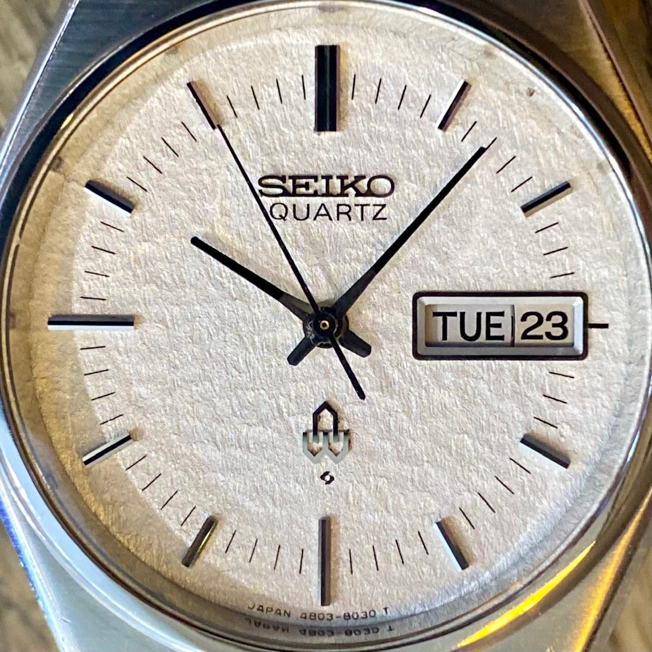 Vintage Seiko Quartz Snowflake Day/Date 4803-8010 June 1976 UK VINTAGE WATCH LTD