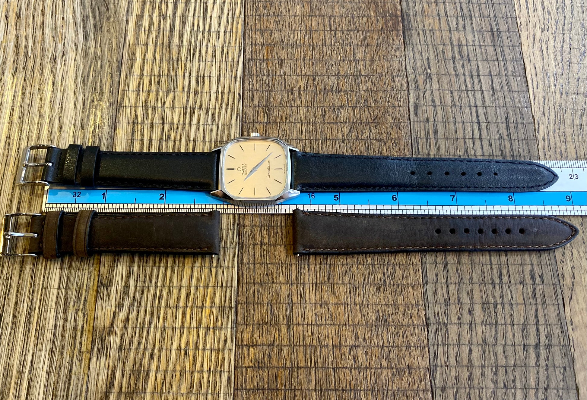 Vintage Omega Constellation 191.0014 Quartz Cal.1330 Silver Dial 1970s